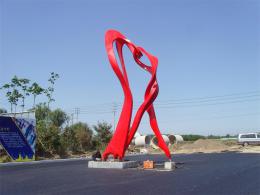 青島國(guó)際服裝城不銹鋼雕塑、石雕、玻璃鋼雕塑_濱州宏景雕塑有限公司